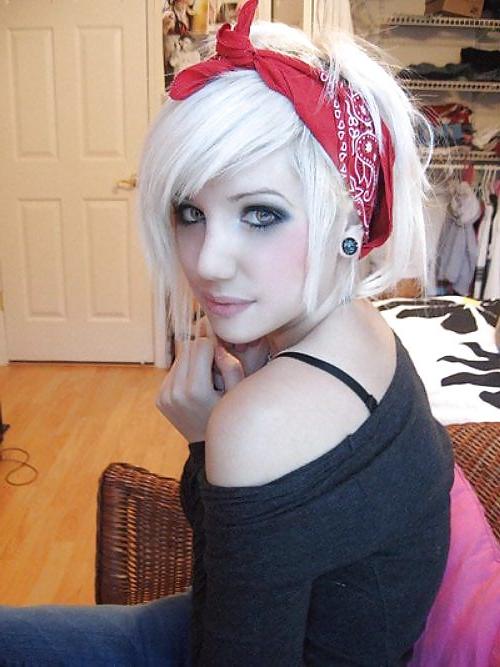 25P Funny scene and emo girls 