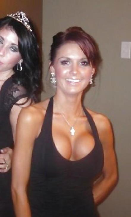 25P Big Boobs & Bodies 27