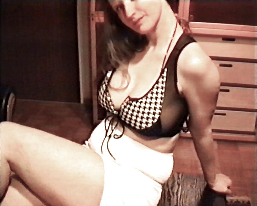 10P SAG - Babe's Big Voluptuous Boobs White Mini Dot Bikini 20