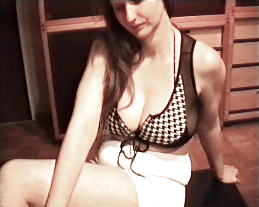 10P SAG - Babe's Big Voluptuous Boobs White Mini Dot Bikini 20