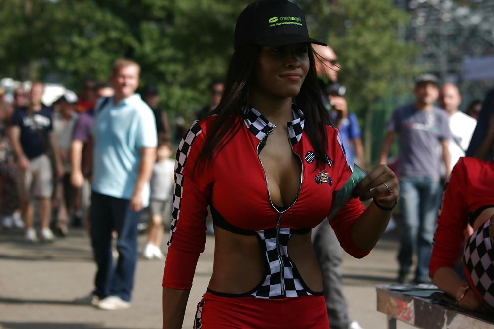 16P Pit lane girls or strippers