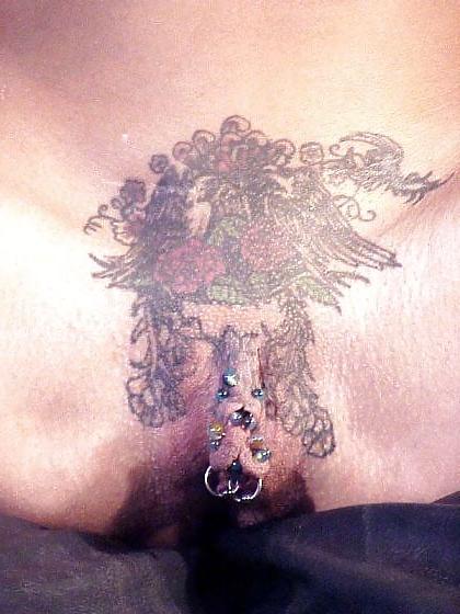 25P KEY - Old Snatch 02 Inked & Pierced