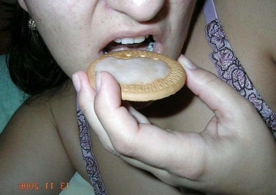 14P Cum on food