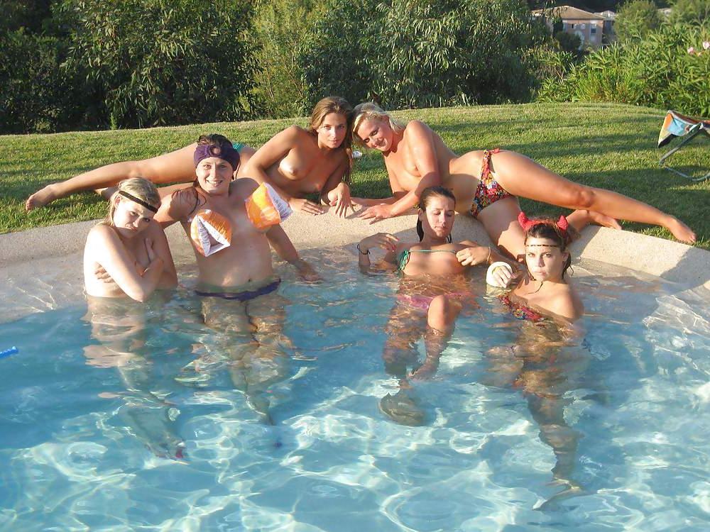 22P Teen Girls on Vacation P1