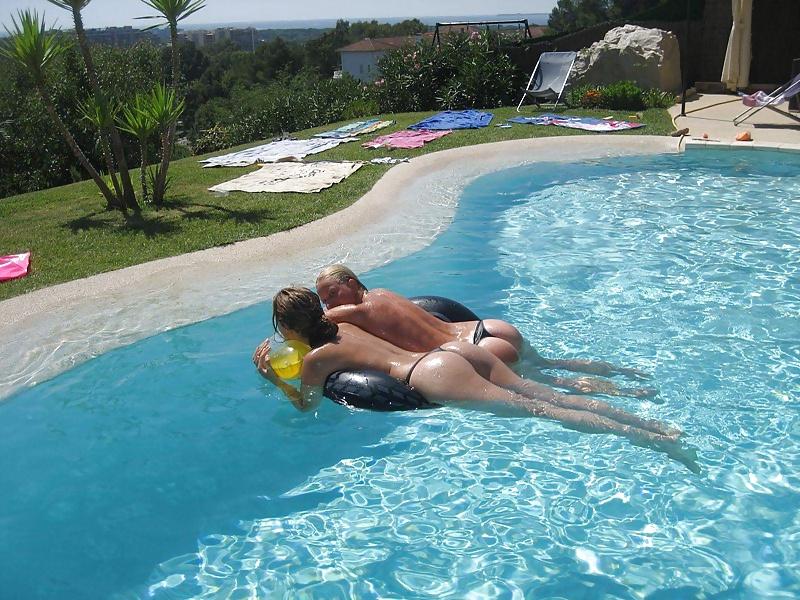 22P Teen Girls on Vacation P1