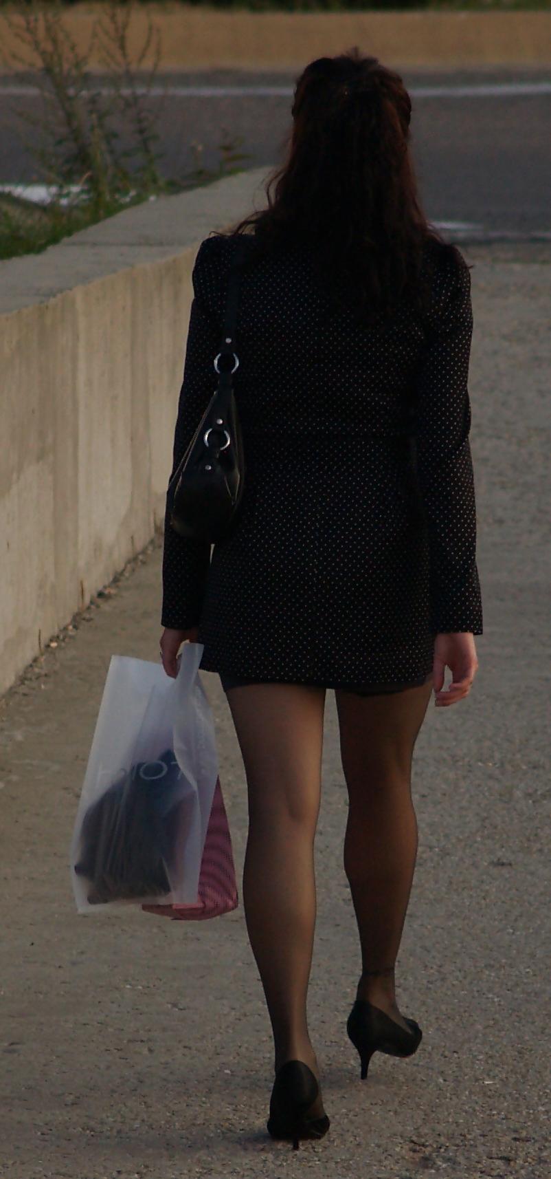 8P Street voyeur