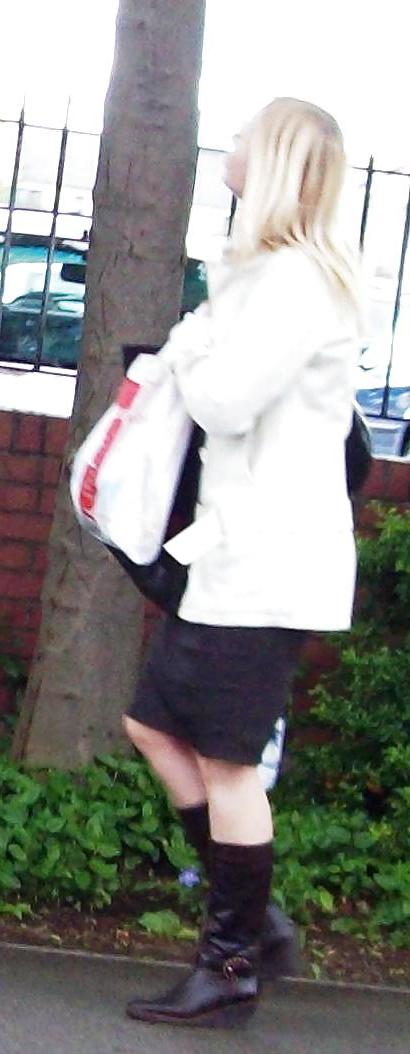 25P Sluts in the street