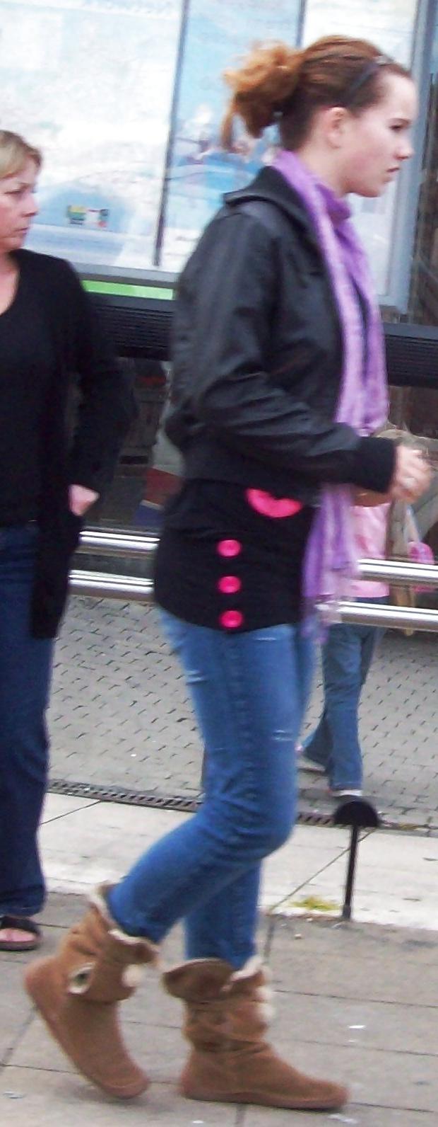 25P Sluts in the street