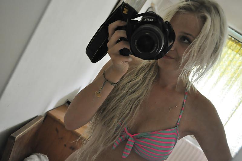 25P German Girl 17