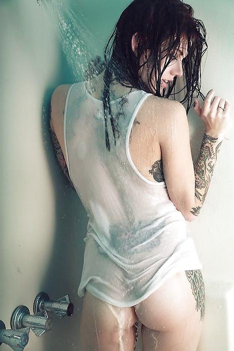 22P Erotic photos 5