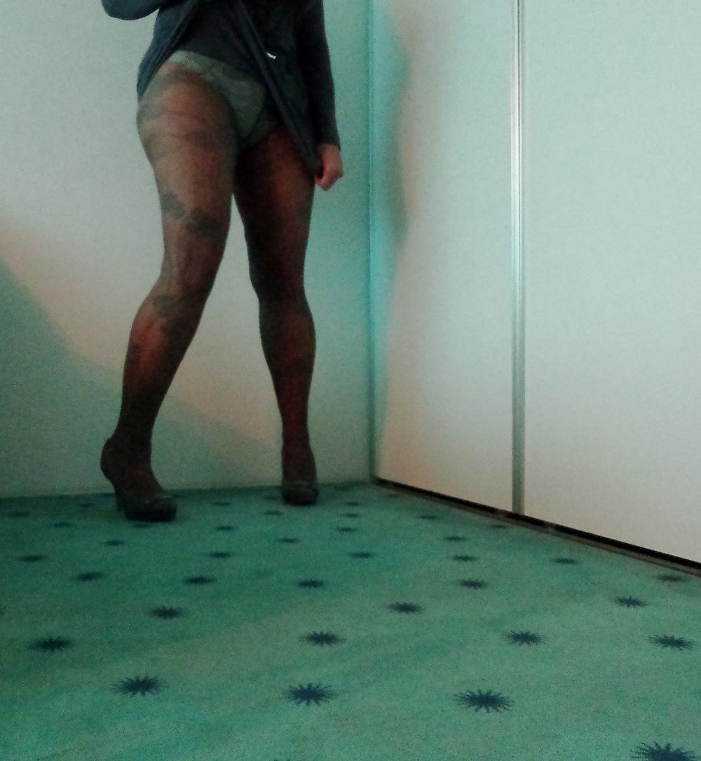 11P High heels & stockings