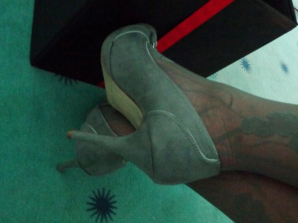 11P High heels & stockings