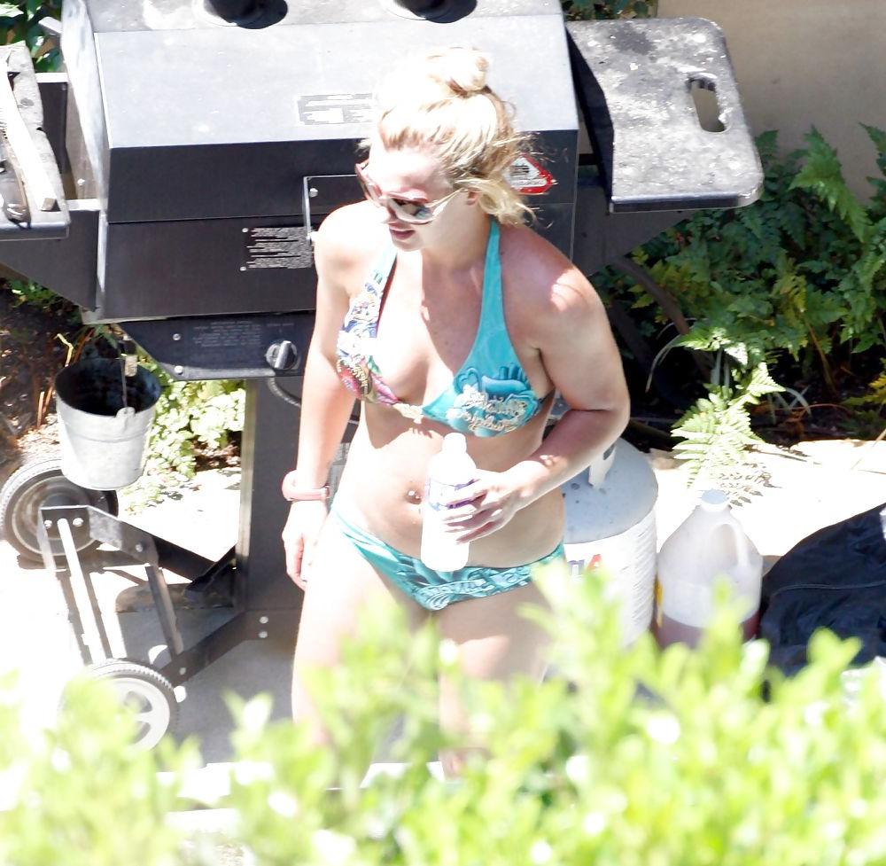 25P Britney Spears