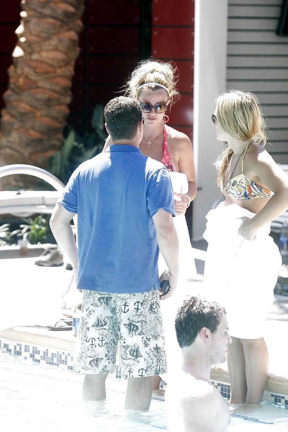 25P Britney Spears