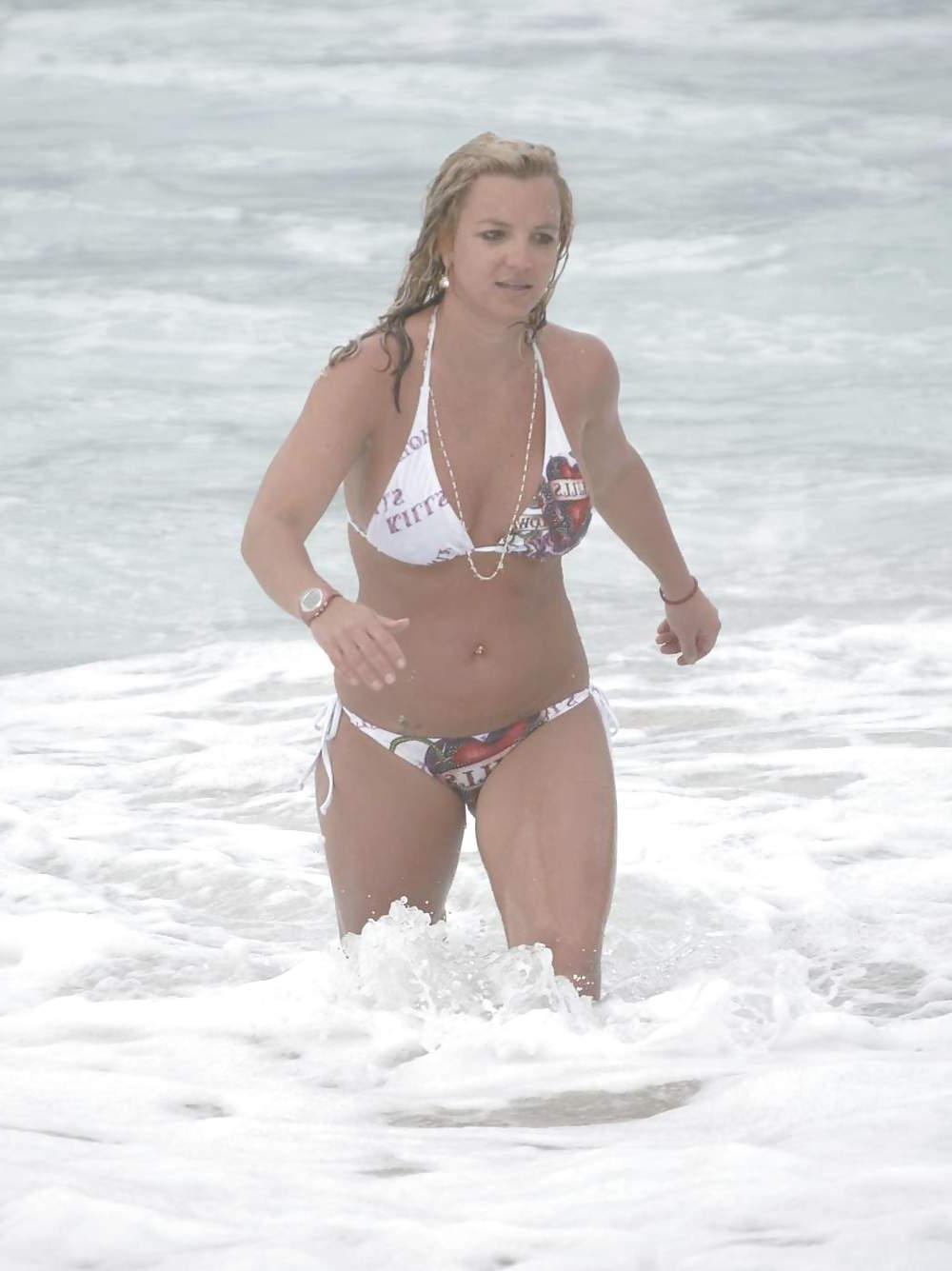 25P Britney Spears