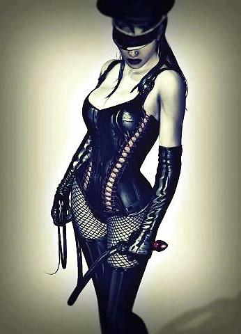 25P Erotic images gallery  