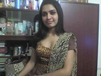 8P Pakistanische große Brüste