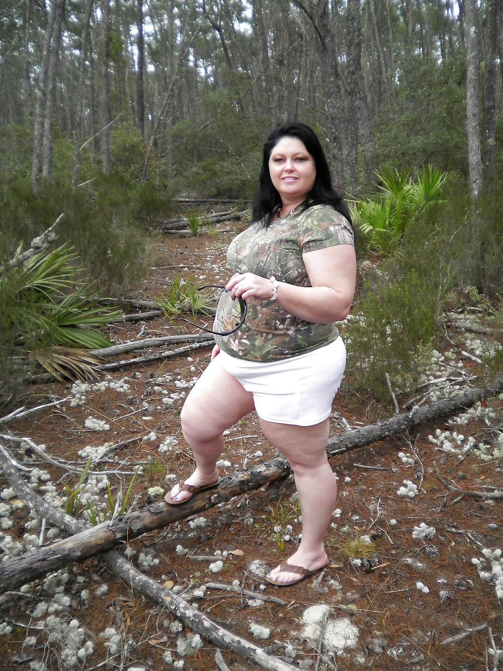 25P Plump Milf