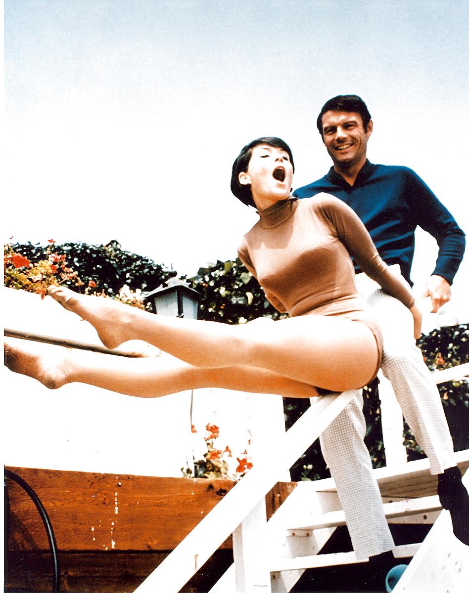 25P Vintage Celeb Pantyhose