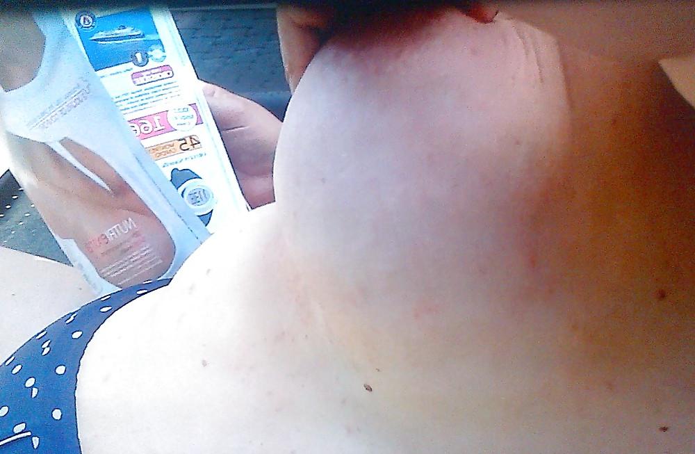 18P BIG BOOBS OF MY WIFE