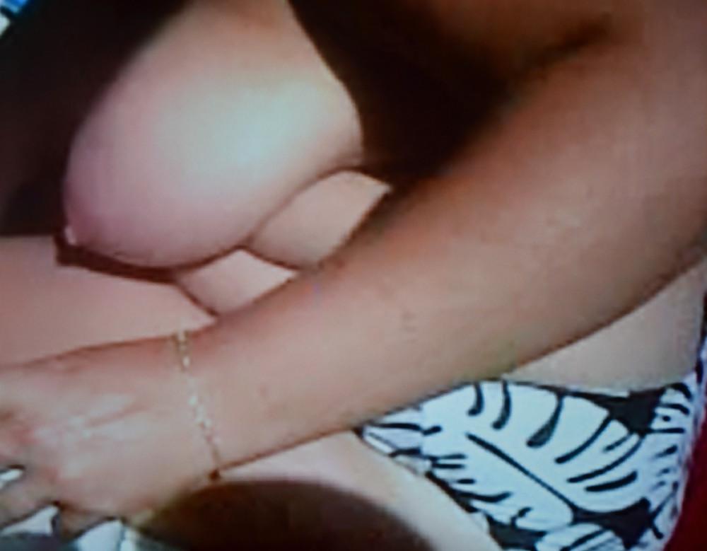 18P BIG BOOBS OF MY WIFE