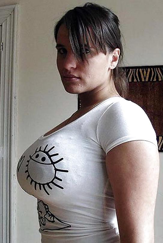24P Big Boobs