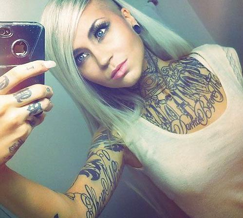 8P Emo Chicks