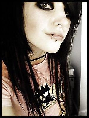 15P Hot  Emo 
