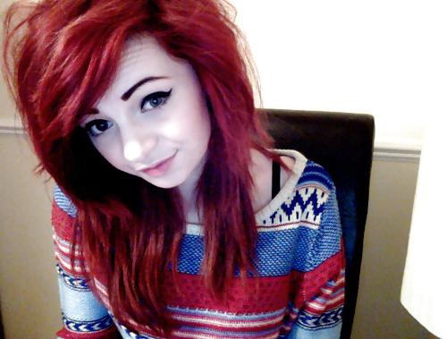 15P Hot  Emo 