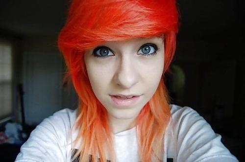 15P Hot  Emo 