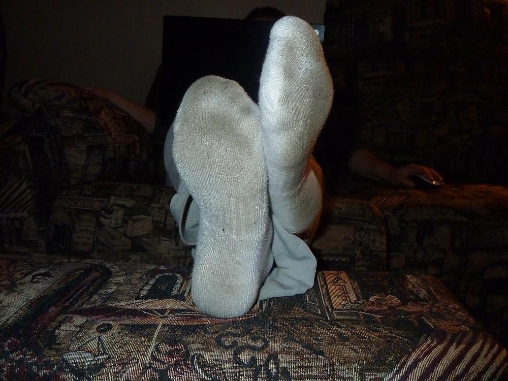 7P Dirty socks babysitter