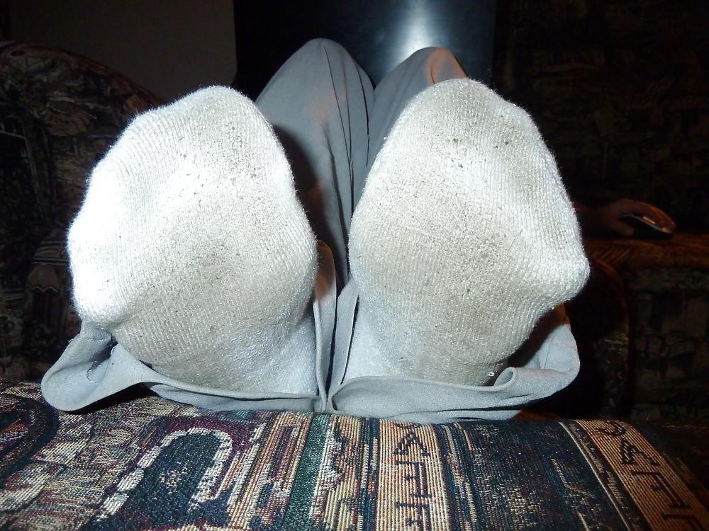 7P Dirty socks babysitter