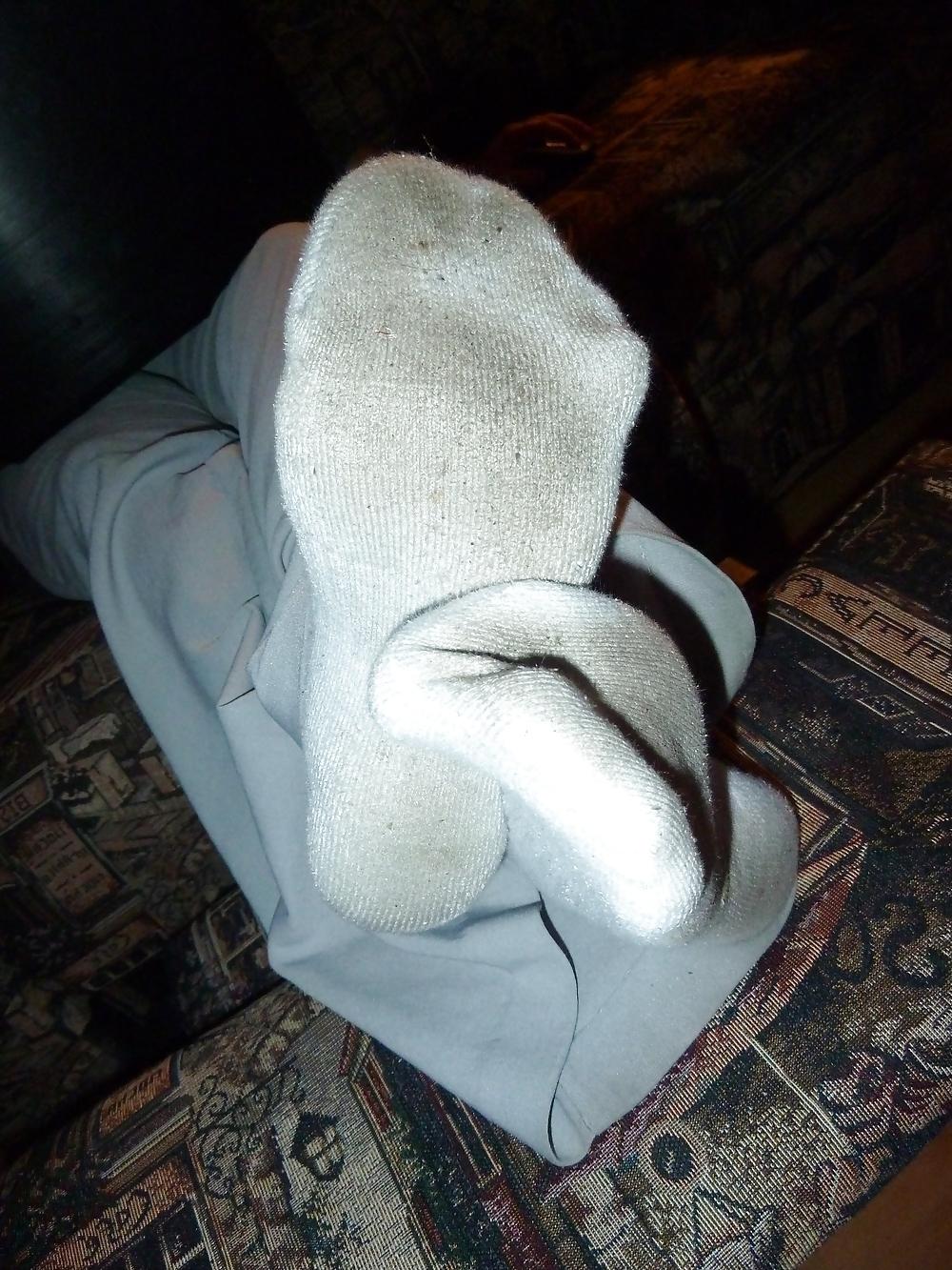 7P Dirty socks babysitter