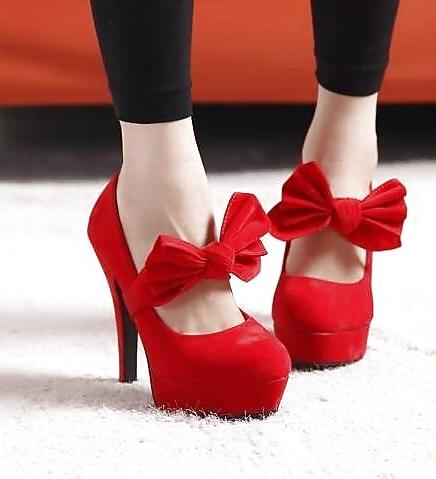 17P Babes in heels