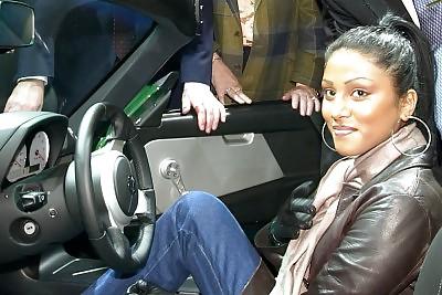 25P Sabrina Setlur german celeb