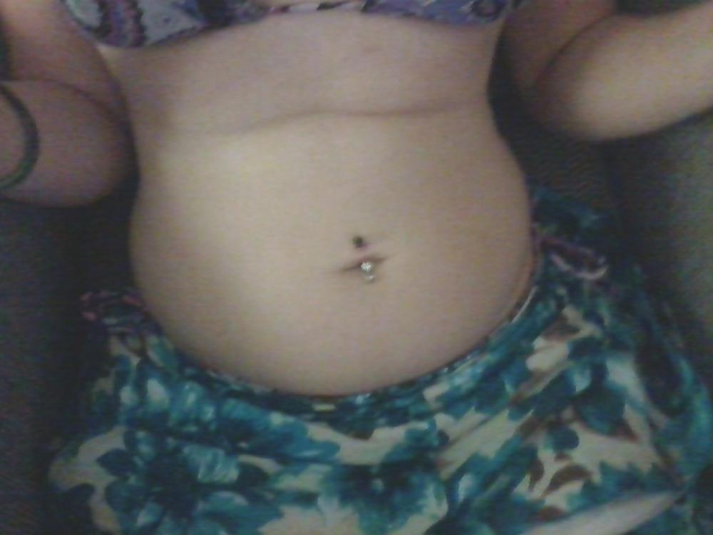 16P Innys & pierced Bellybuttons