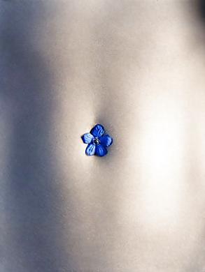 16P Innys & pierced Bellybuttons