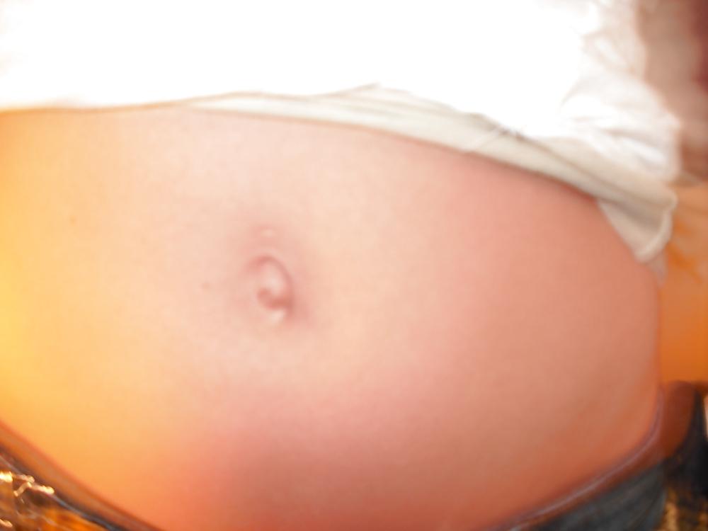 16P Innys & pierced Bellybuttons