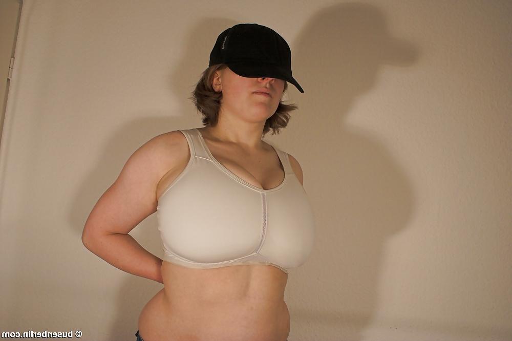 25P German Babe
