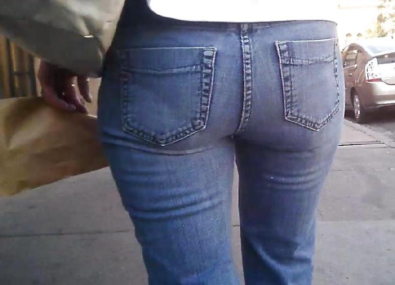 23P Street booty milf