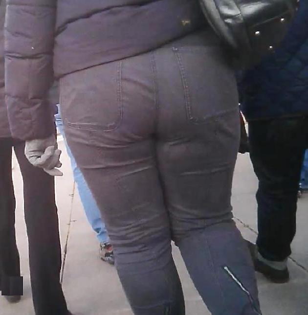 23P Street booty milf
