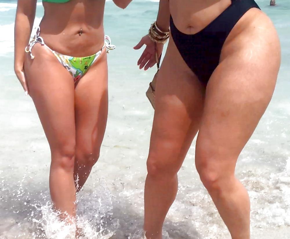 25P Thick ARAB Latina babe with NICE BIG BOOTY! Voyeur CANDIDs