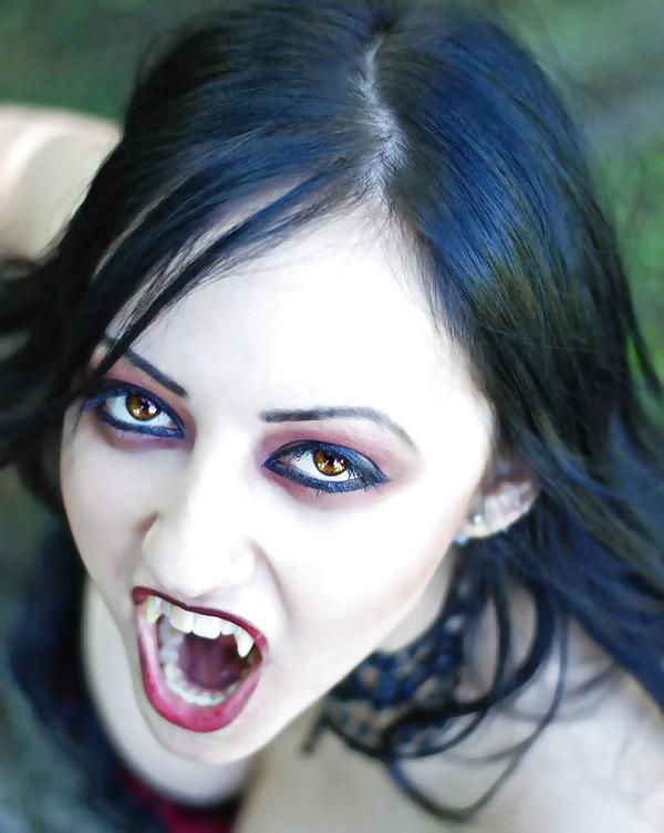 25P Sexy Vampires - Suck On These Sluts!