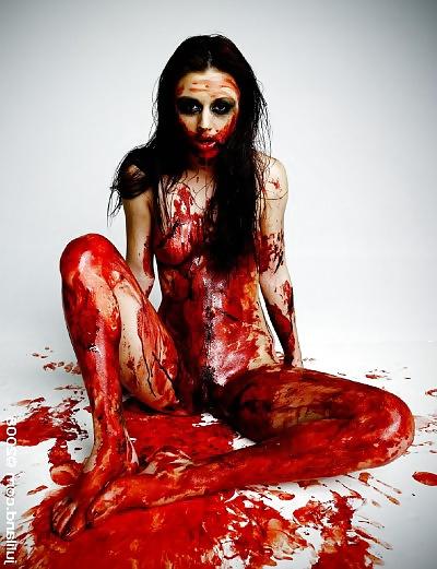25P Sexy Vampires - Suck On These Sluts!