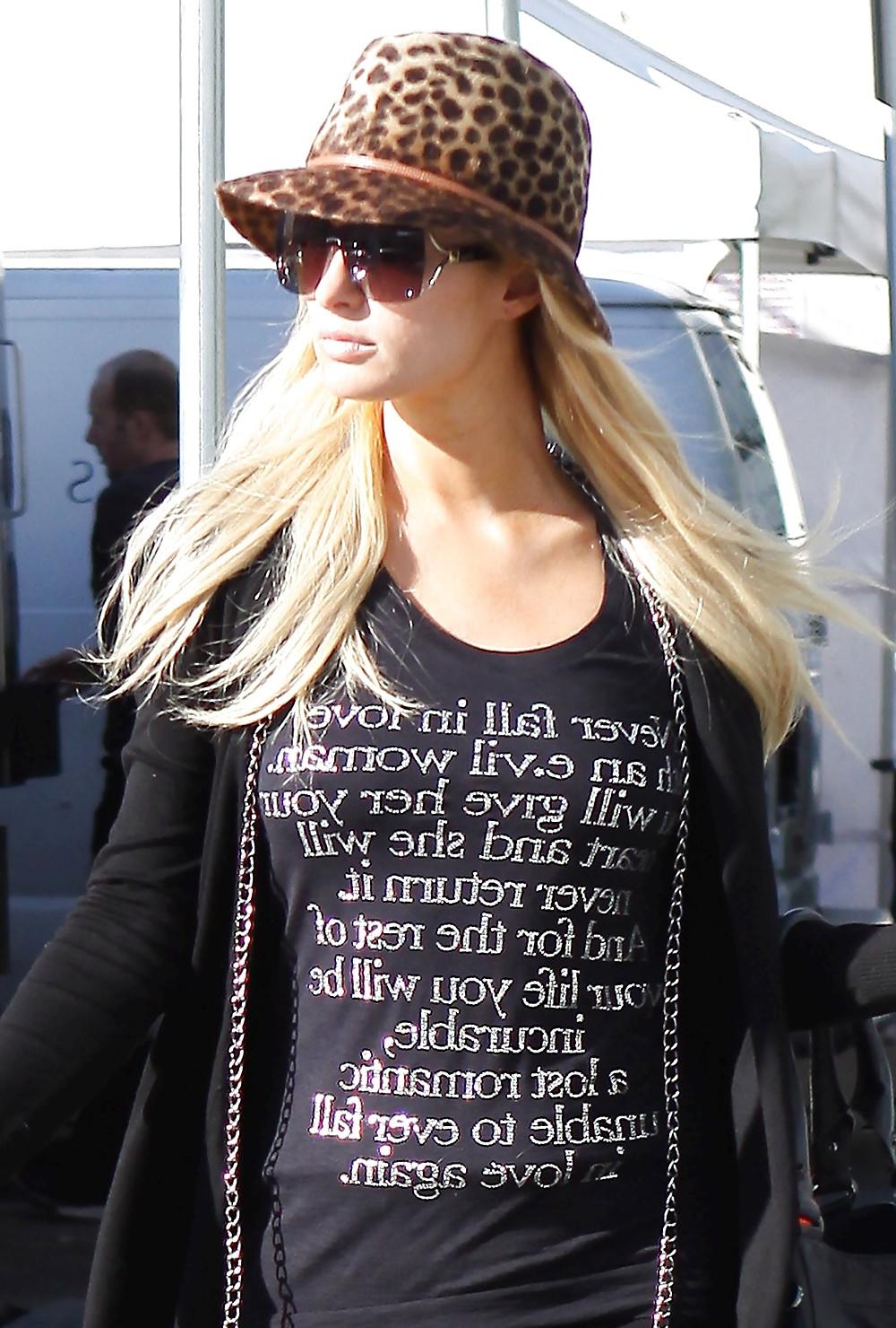 25P Paris Hilton mega collection 2 