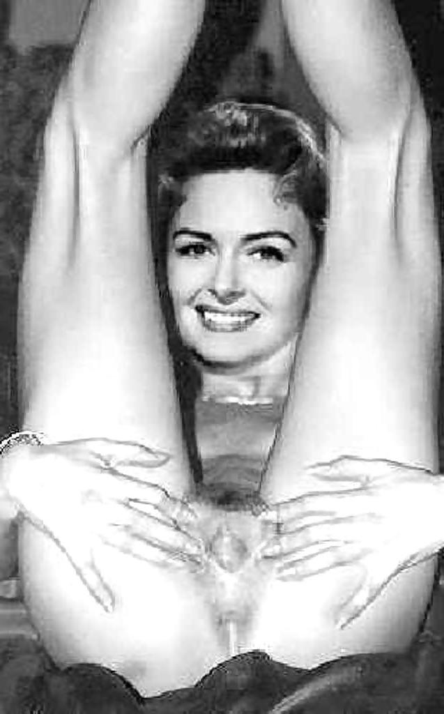25P Donna Reed - Naked & Fucking (Fakes)
