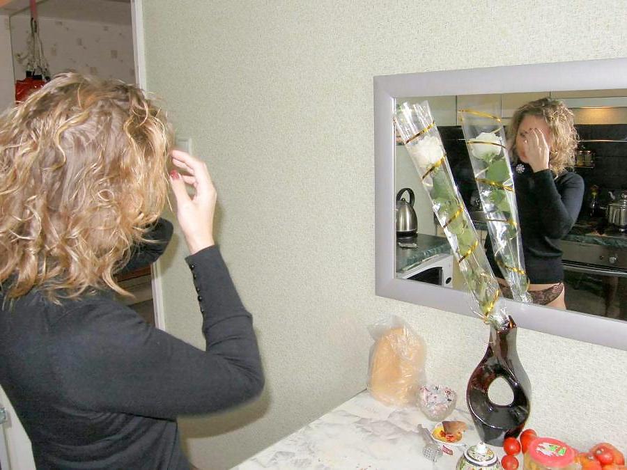 25P Russian Mom fucking with piercings 3