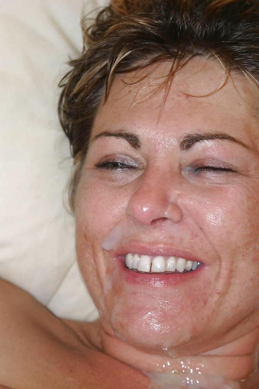 25P Cum covered moms (Camaster)