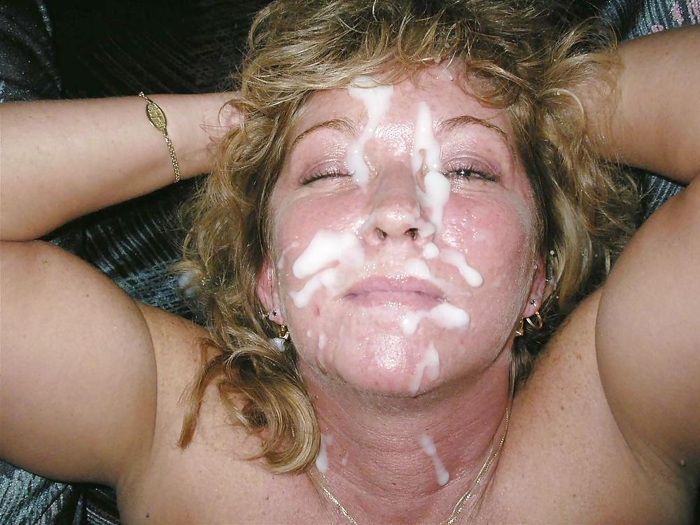 25P Cum covered moms (Camaster)