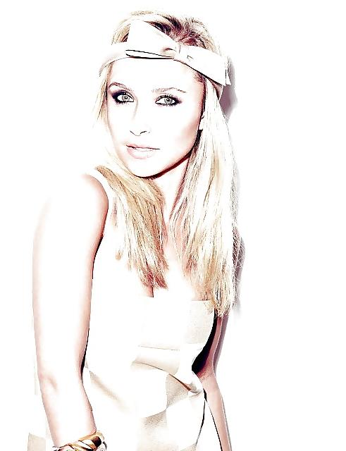25P Hayden Panettiere mega collection 5
